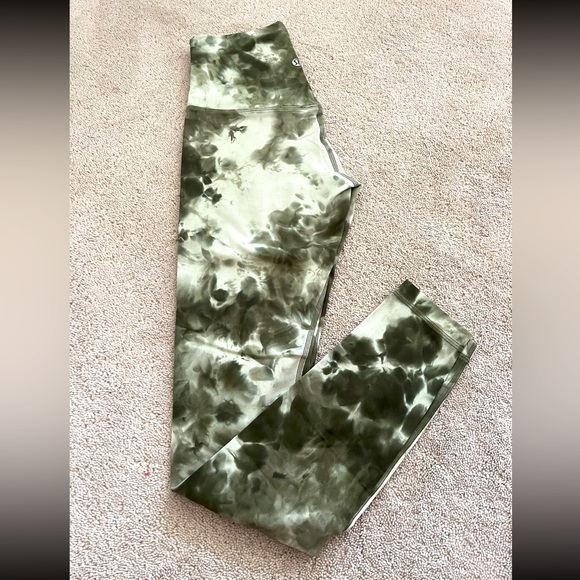 Lululemon align leggings *Tie Dye version - Picture 2 of 3